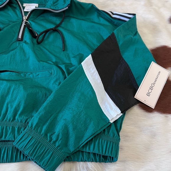 NWT BCBGeneration Teal/Green Track Pullover Windbreaker - Picture 3 of 12